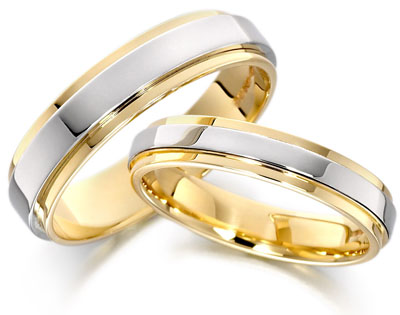 wedding-day-rings-gold-wedding-ring